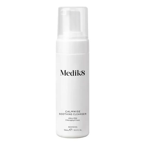 Medik8 Calmwise Soothing Cleanser - очищуюча пінка для чутливої шкіри
