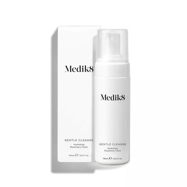 Medik8 Gentle Cleanse &ndash; Ніжна очищувальна пінка для всіх типів шкіри