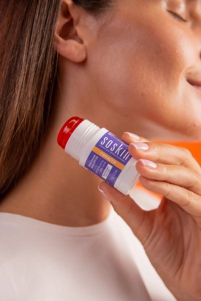 Soskin SPF30 Healthy Glow Stick - солнцезащитный стик-сыворотка с эффектом сияния для лица